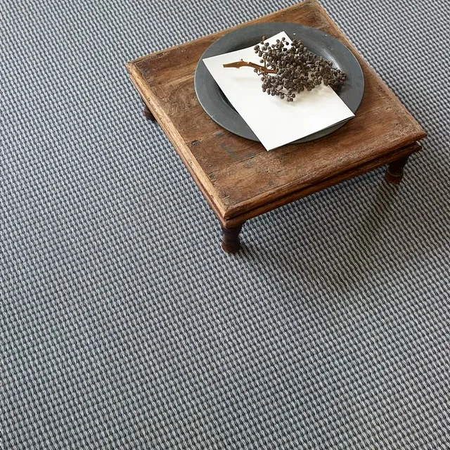 Skandinavisk stramt teppe